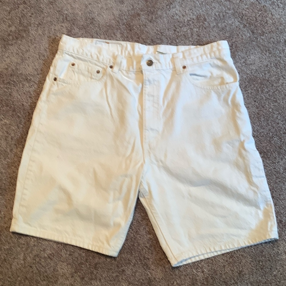 White Levi Shorts Size 38